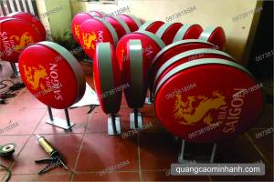 Biển vẫy mica hút nổi đèn led